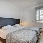 Modern Frontline - Apartment *