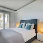 Modern Frontline - Apartament *